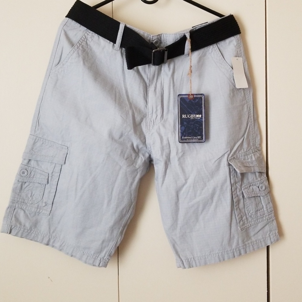 Shorts - Picture 3 of 3